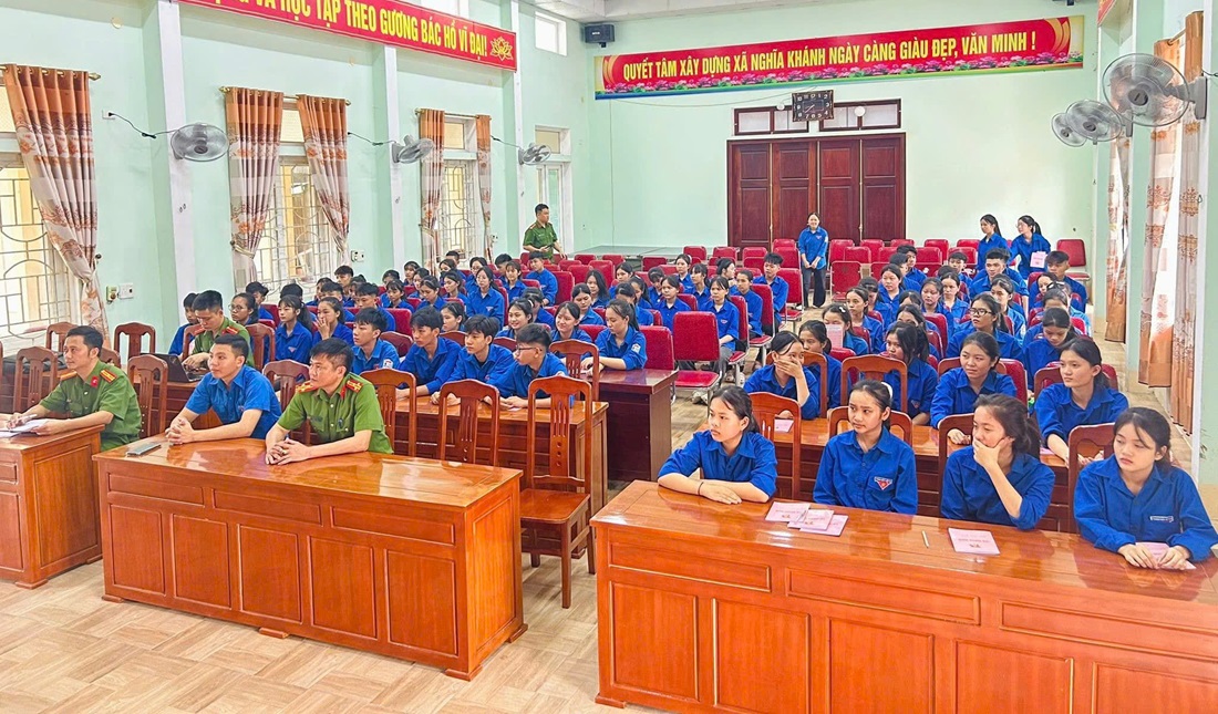 Toàn cảnh buổi tuyên truyền