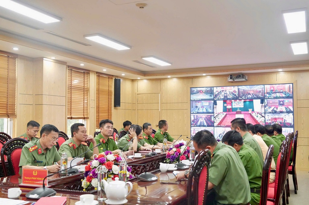 Tại điểm cầu Công an tỉnh Nghệ An