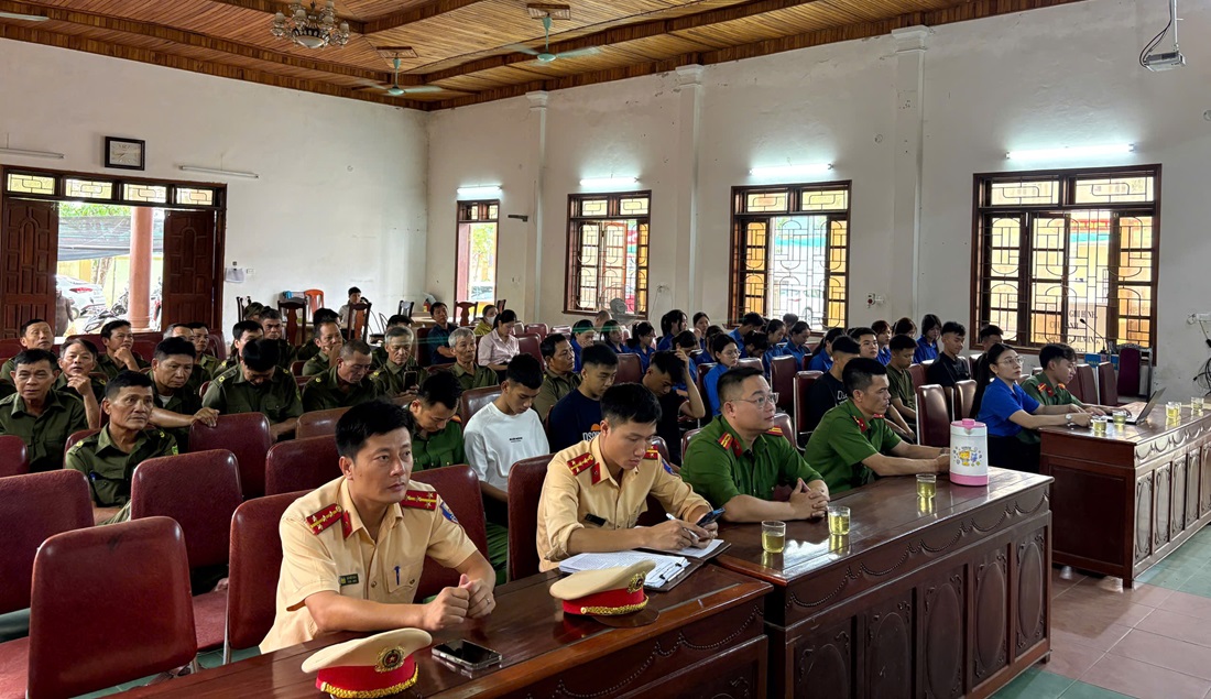 Quang cảnh buổi tuyên truyền