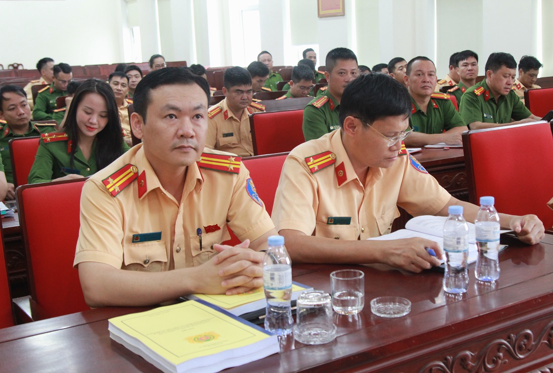 Đại biểu tham dự Hội nghị