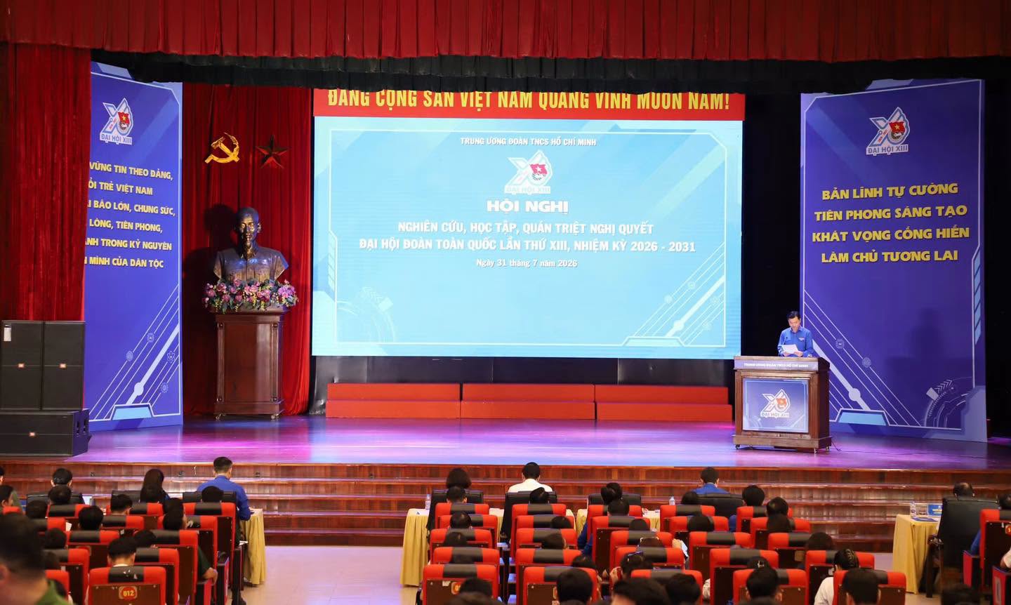 Toàn cảnh Hội nghị