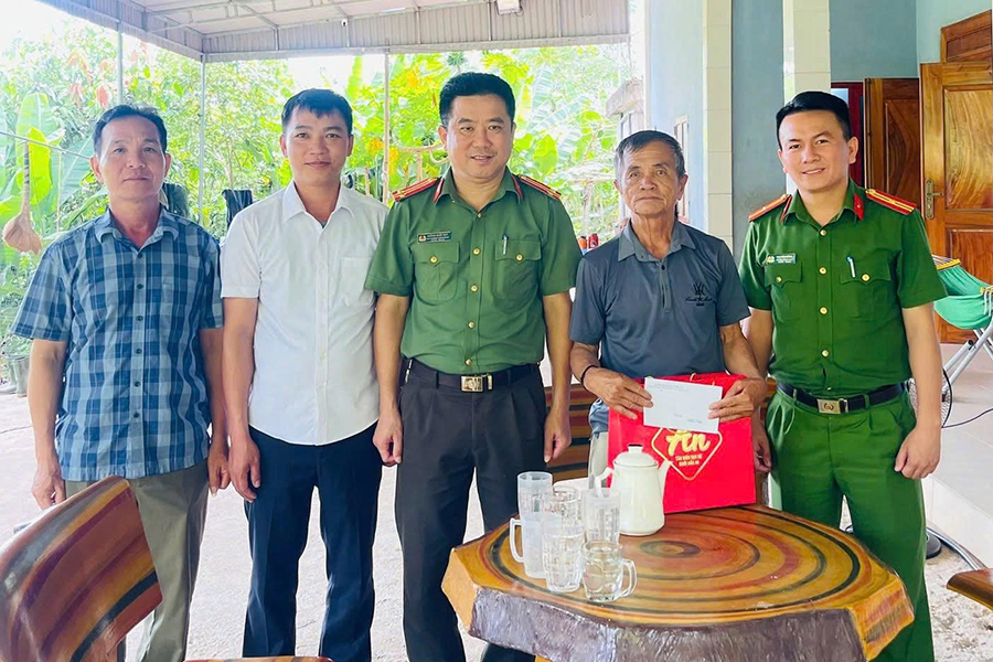 Tổ chức nhiều hoạt động tri ân nhân Ngày Thương binh - Liệt sĩ