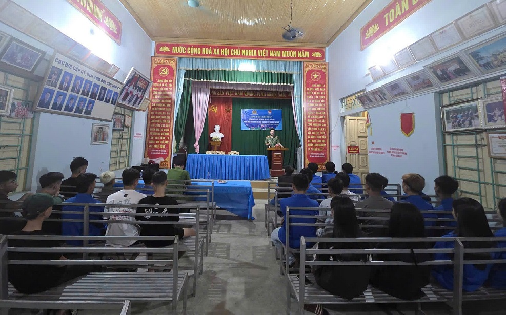 Tuyên truyền, phổ biến, giáo dục pháp luật cho đoàn viên, thanh niên