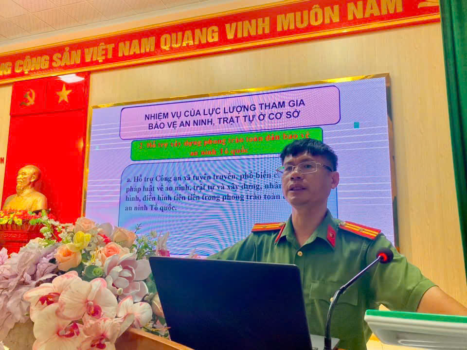 Công an xã quán triệt nội dung