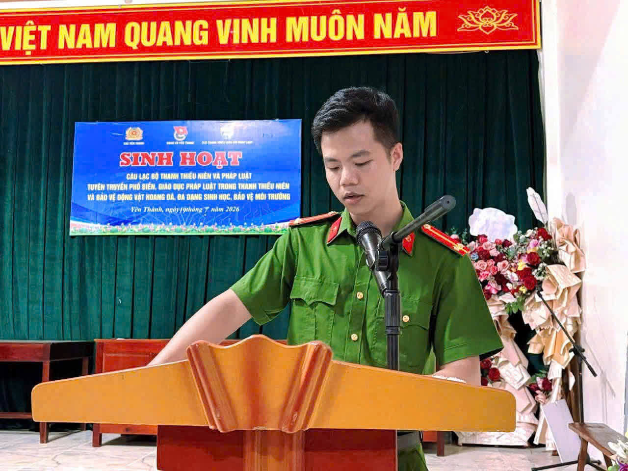 Công an xã tuyên truyền, phổ biến pháp luật
