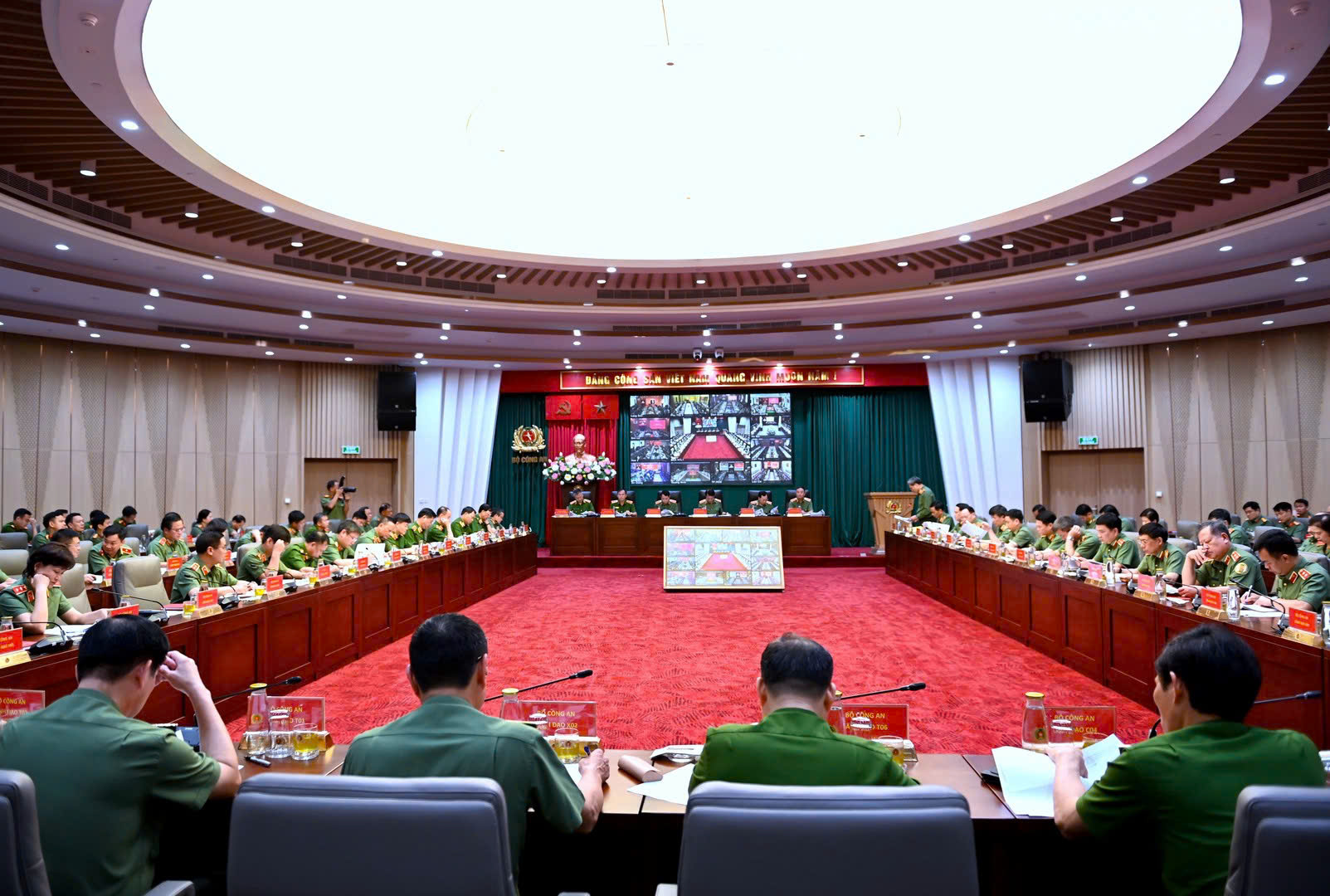 Toàn cảnh Hội nghị