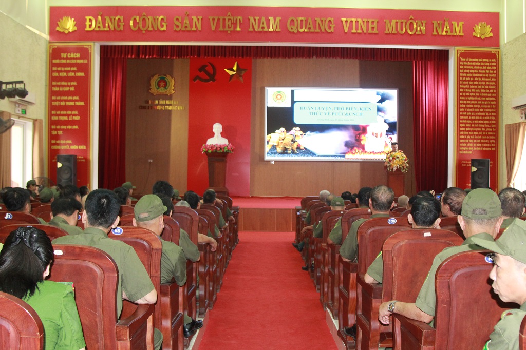 Toàn cảnh buổi tập huấn