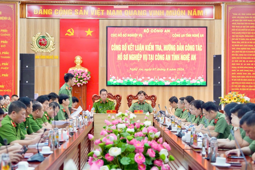 Toàn cảnh buổi làm việc