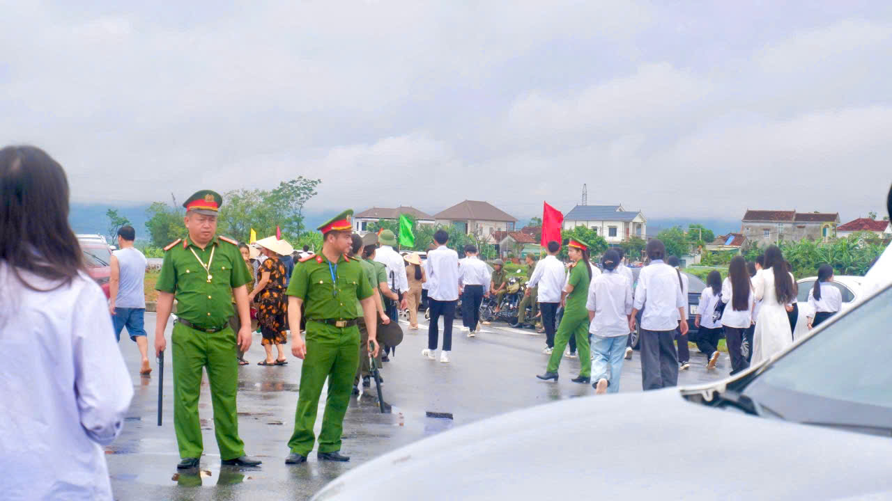 Công an xã Vạn An bảo đảm ANTT Lễ khởi công xây dựng Trường THPT Nam Đàn 1