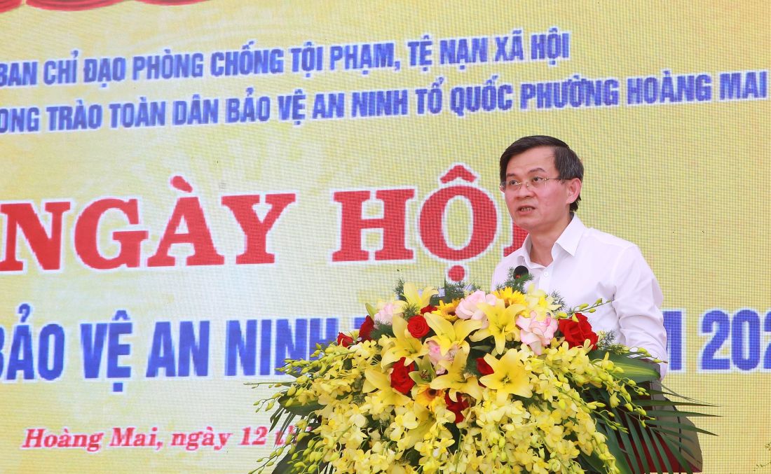 Đồng chí Đoàn Minh Huấn - Ủy viên Bộ Chính trị, Giám đốc Học viện Chính trị Quốc gia Hồ Chí Minh, Phó Chủ tịch Thường trực Hội đồng Lý luận Trung ương phát biểu chỉ đạo tại Ngày hội