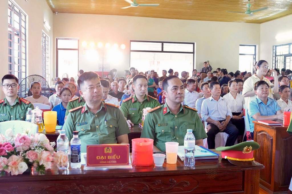 Đại biểu tham dự