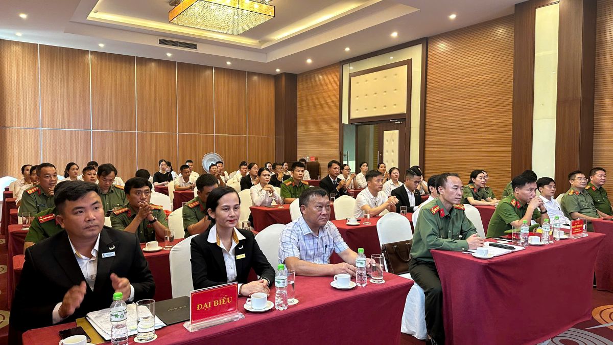 Đại biểu tham dự Ngày hội