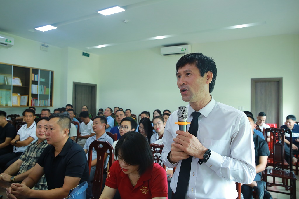 Đại diện cơ sở kinh doanh phát biểu ý kiến
