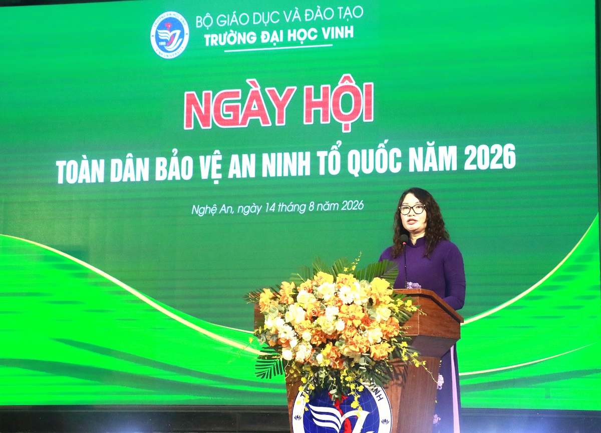 PGS.TS. Nguyễn Thị Thu Cúc, Phó Hiệu trưởng Trường Đại học Vinh phát biểu tại Ngày hội