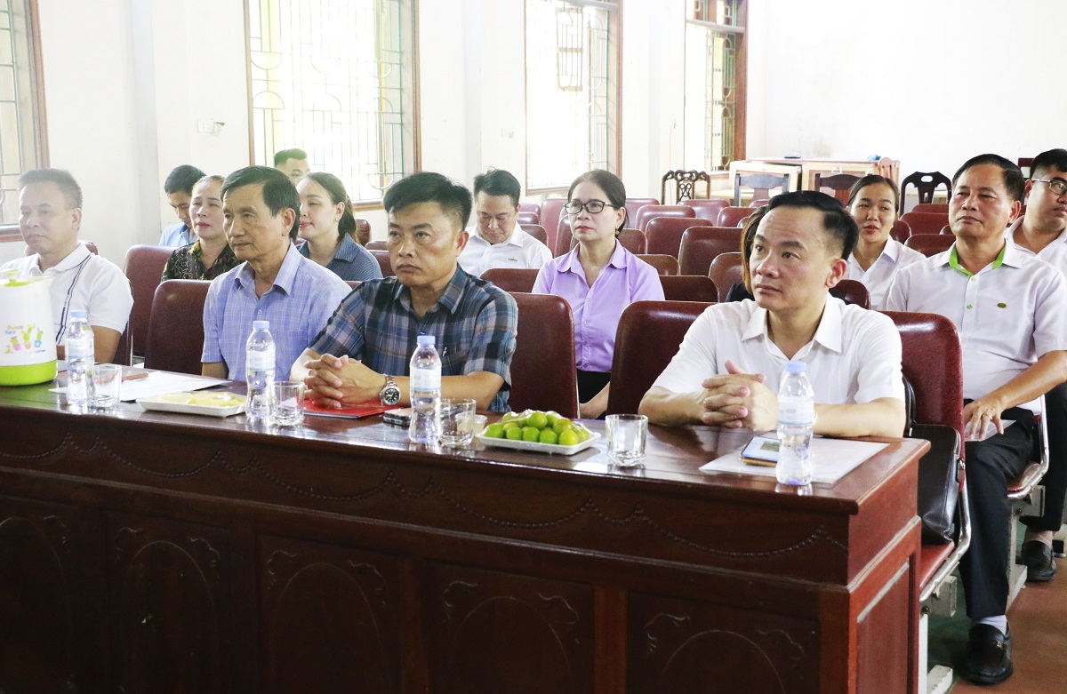Đại biểu tham dự lễ ký kết