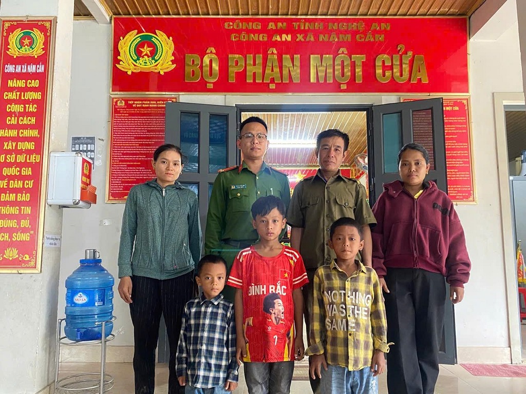 Xúc động vì được Công an xã Nậm Cắn, Tổ bảo vệ ANTT ở cơ sở kịp thời cứu bé N., gia đình cháu N. viết thư cảm ơn 