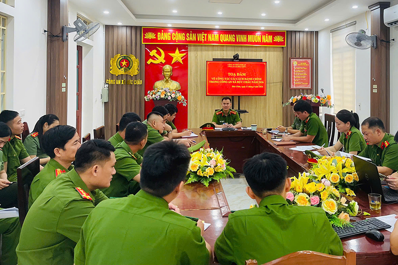 Toàn cảnh buổi tọa đàm