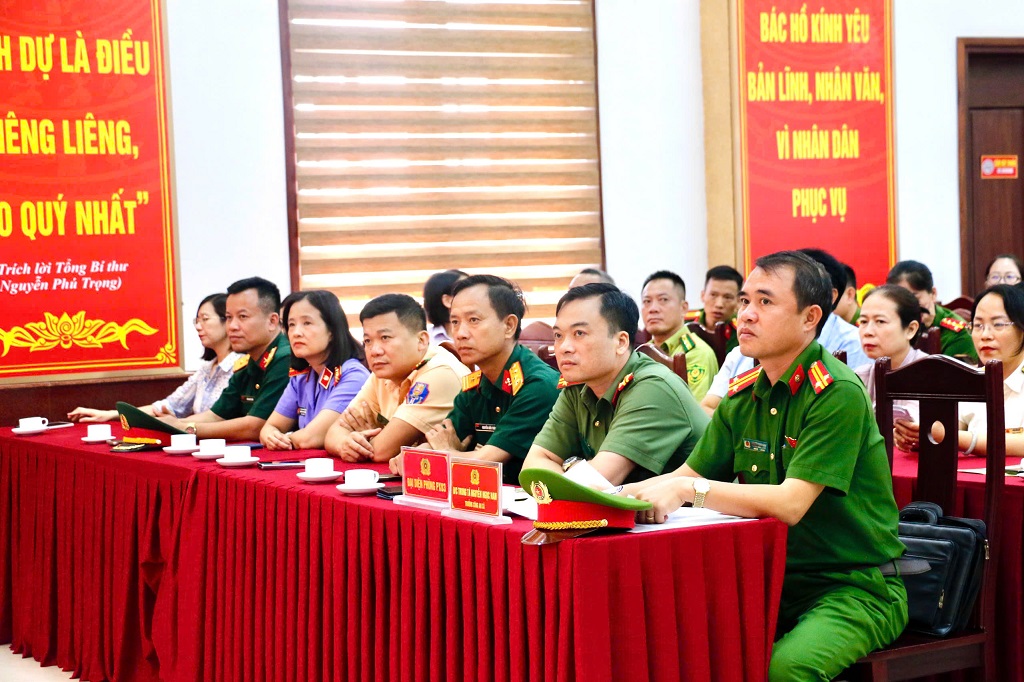Đại biểu tham dự