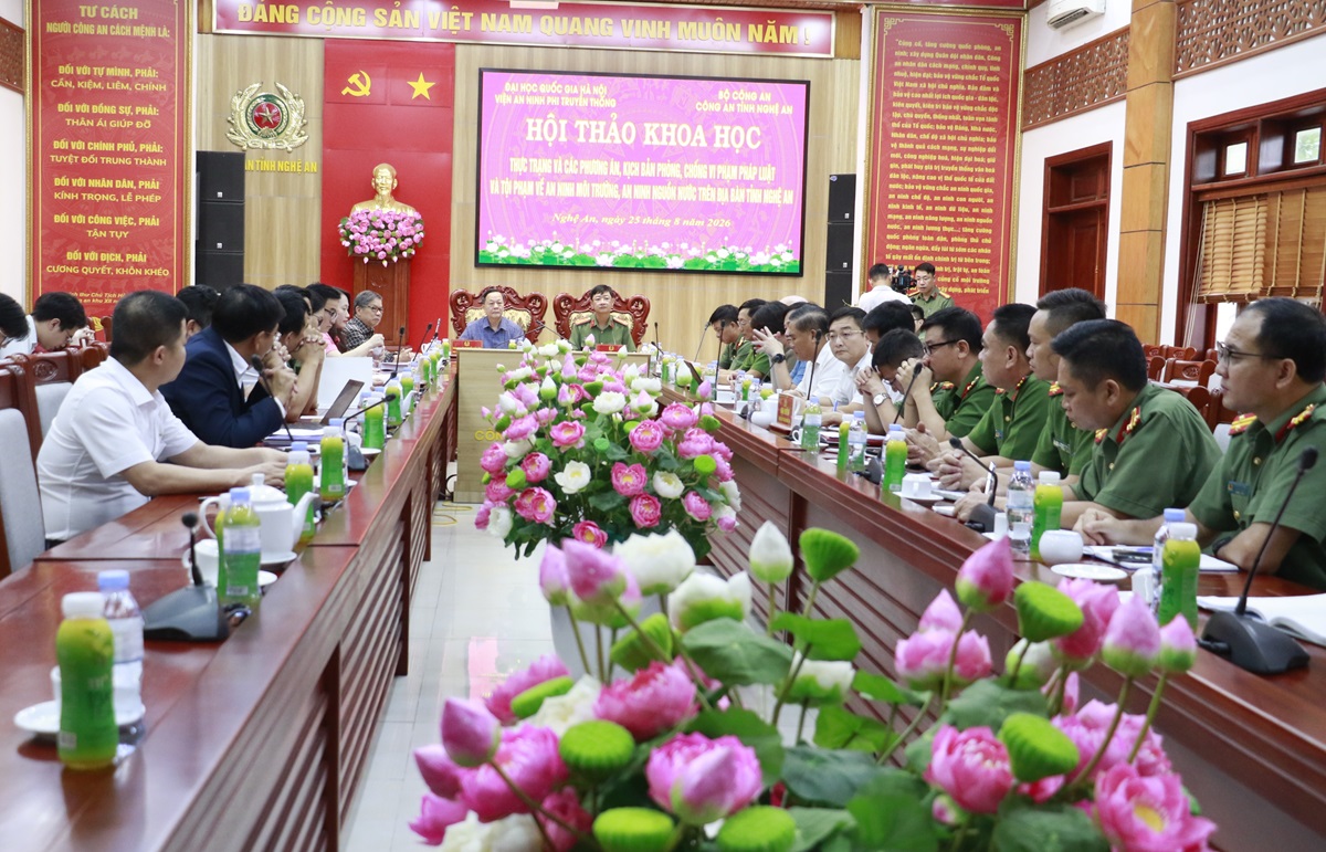 Toàn cảnh hội thảo