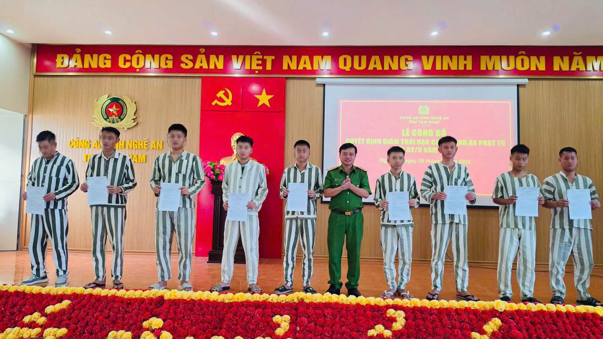 22 phạm nhân tại Trại Tạm giam Công an Nghệ An được giảm thời hạn chấp hành án phạt tù dịp Quốc khánh
