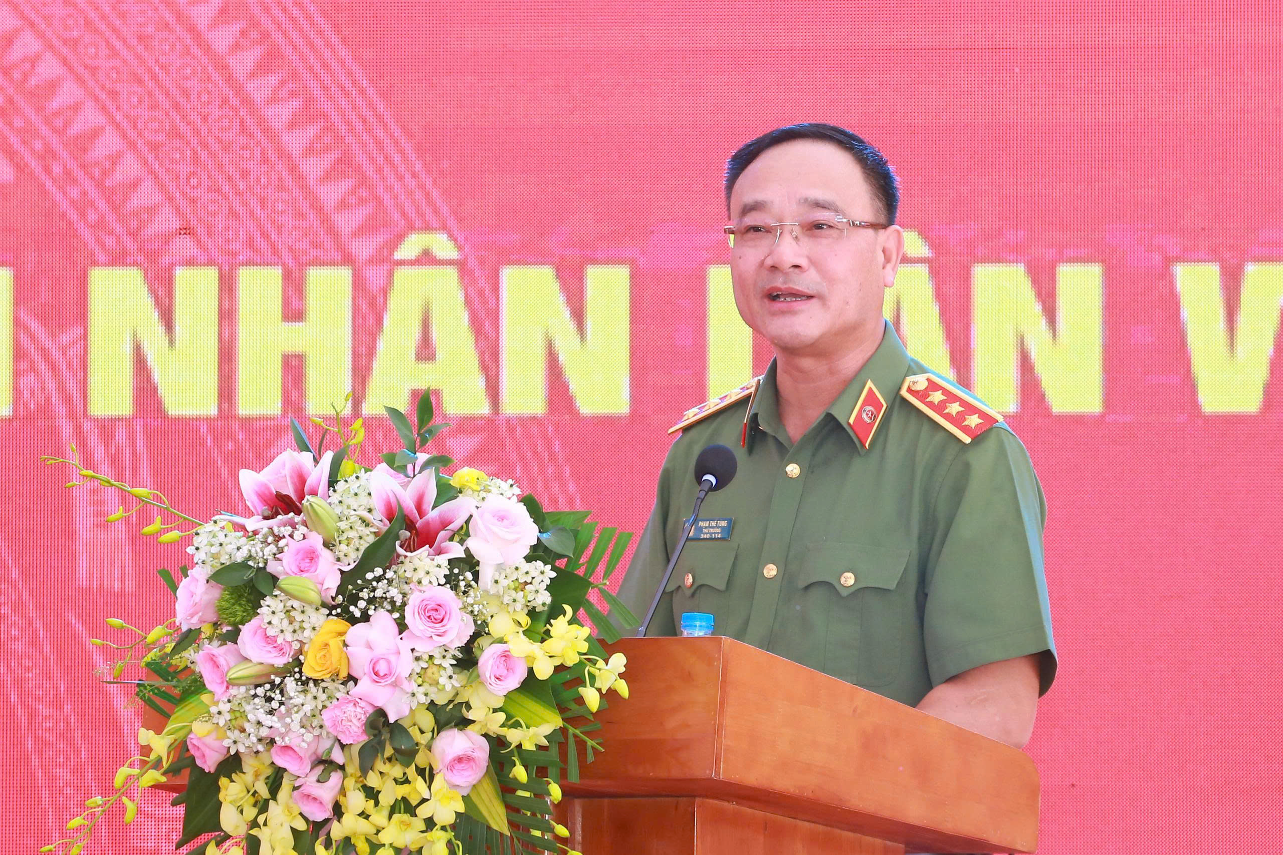Thứ trưởng Bộ Công an Phạm Thế Tùng phát biểu tại buổi Lễ