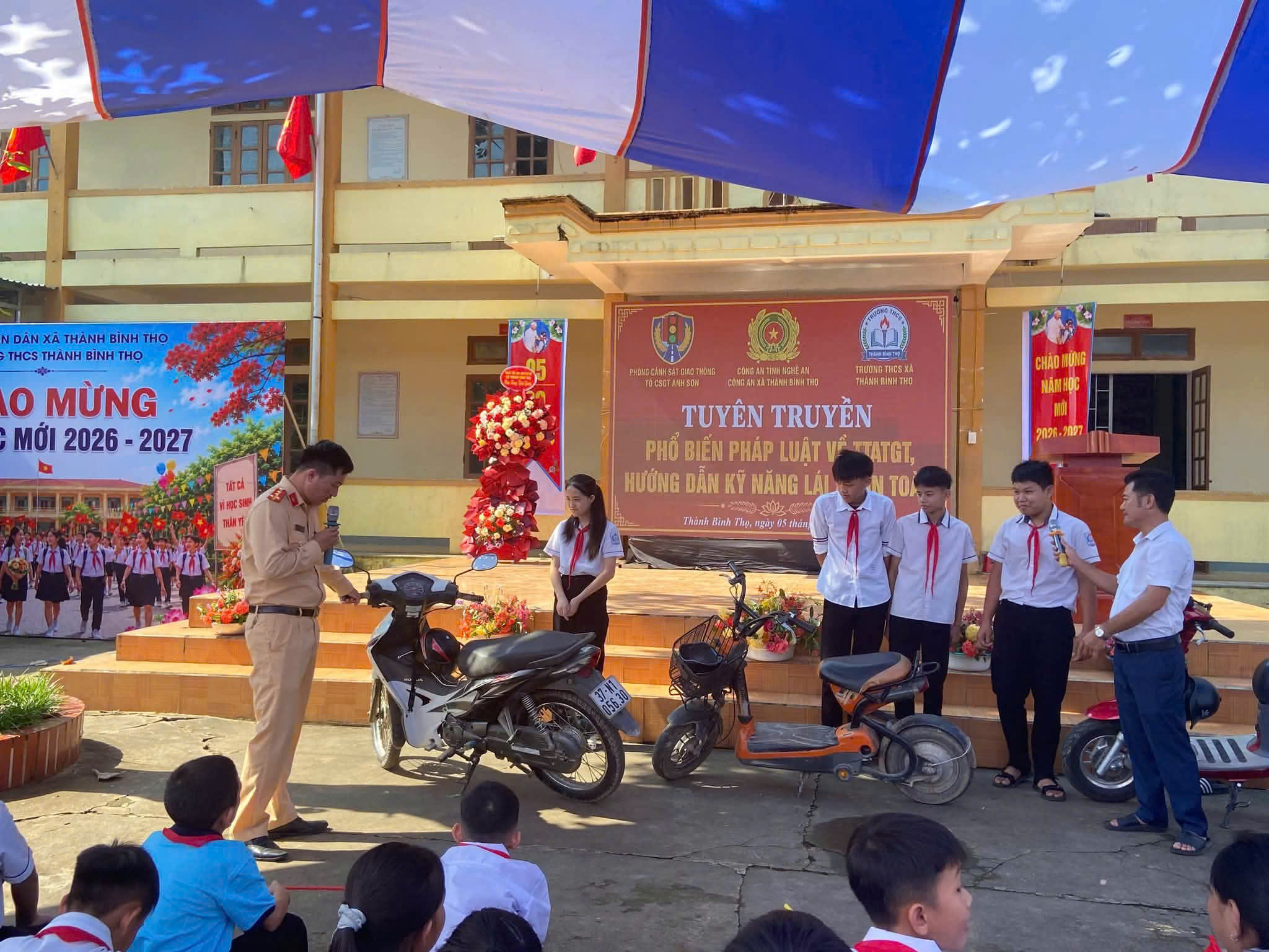 Toàn cảnh buổi tuyên truyền