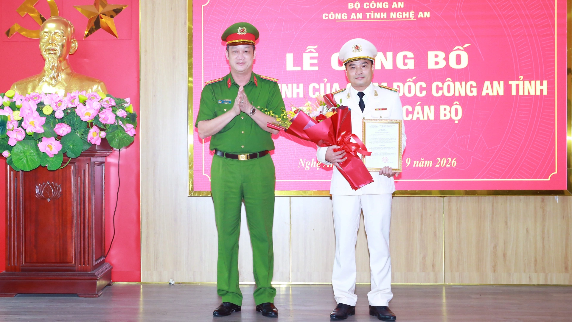 Công bố quyết định của Giám đốc Công an tỉnh về công tác cán bộ