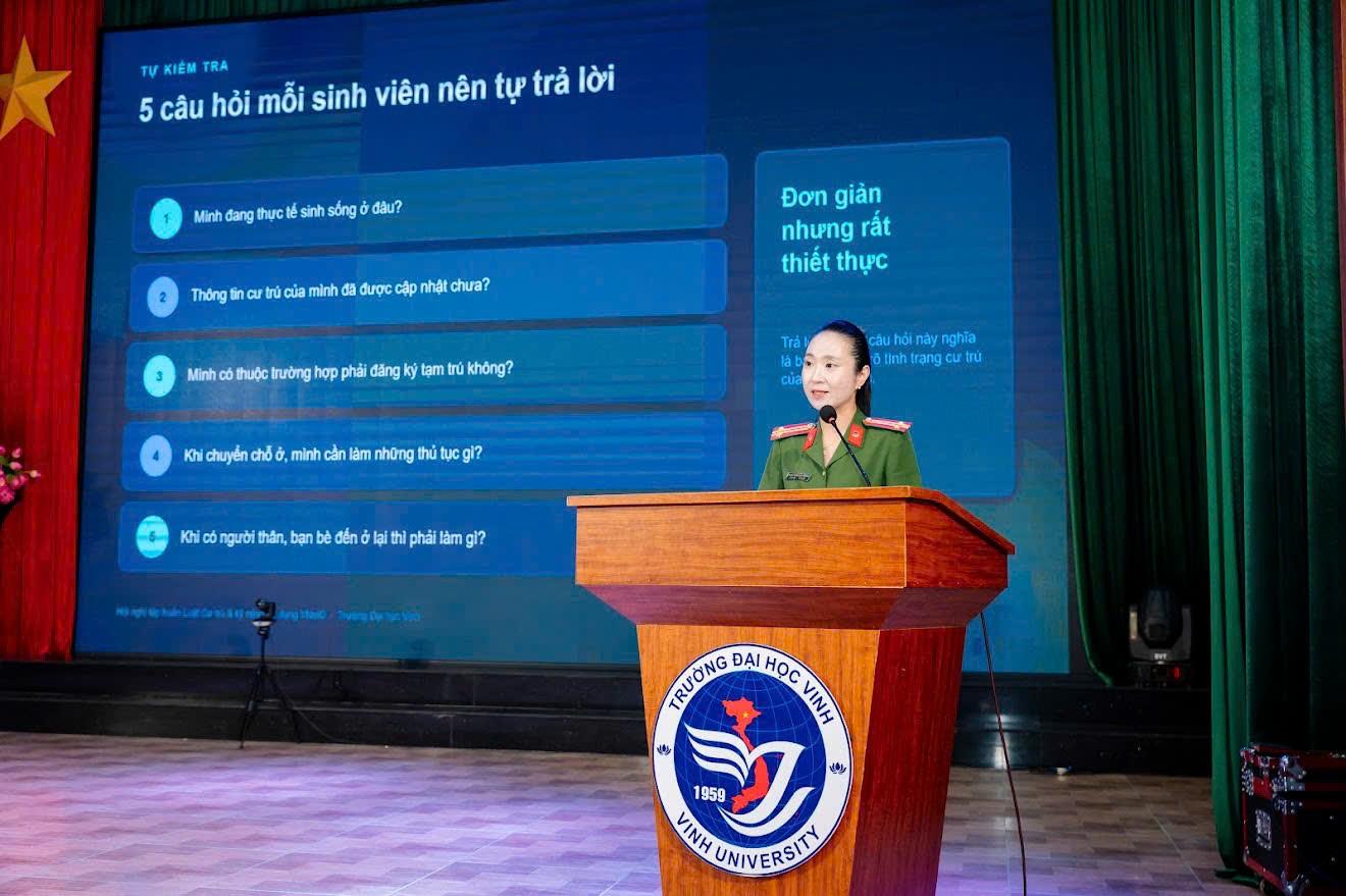 Công an phường Trường Vinh tập huấn pháp luật cho hơn 5.000 sinh viên