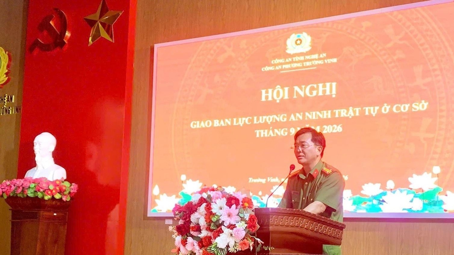 Công an phường Trường Vinh giao ban lực lượng tham gia bảo vệ ANTT ở cơ sở tháng 9/2026