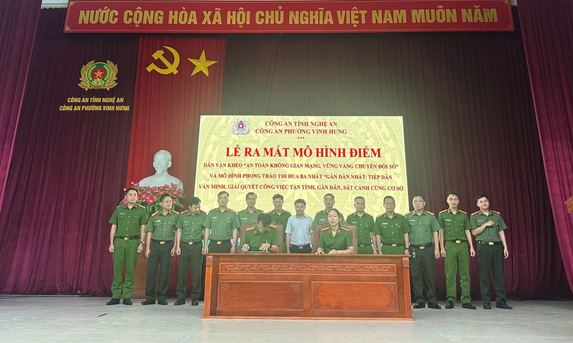 Công an phường Vinh Hưng ra mắt hai mô hình điểm về chuyển đổi số và dân vận