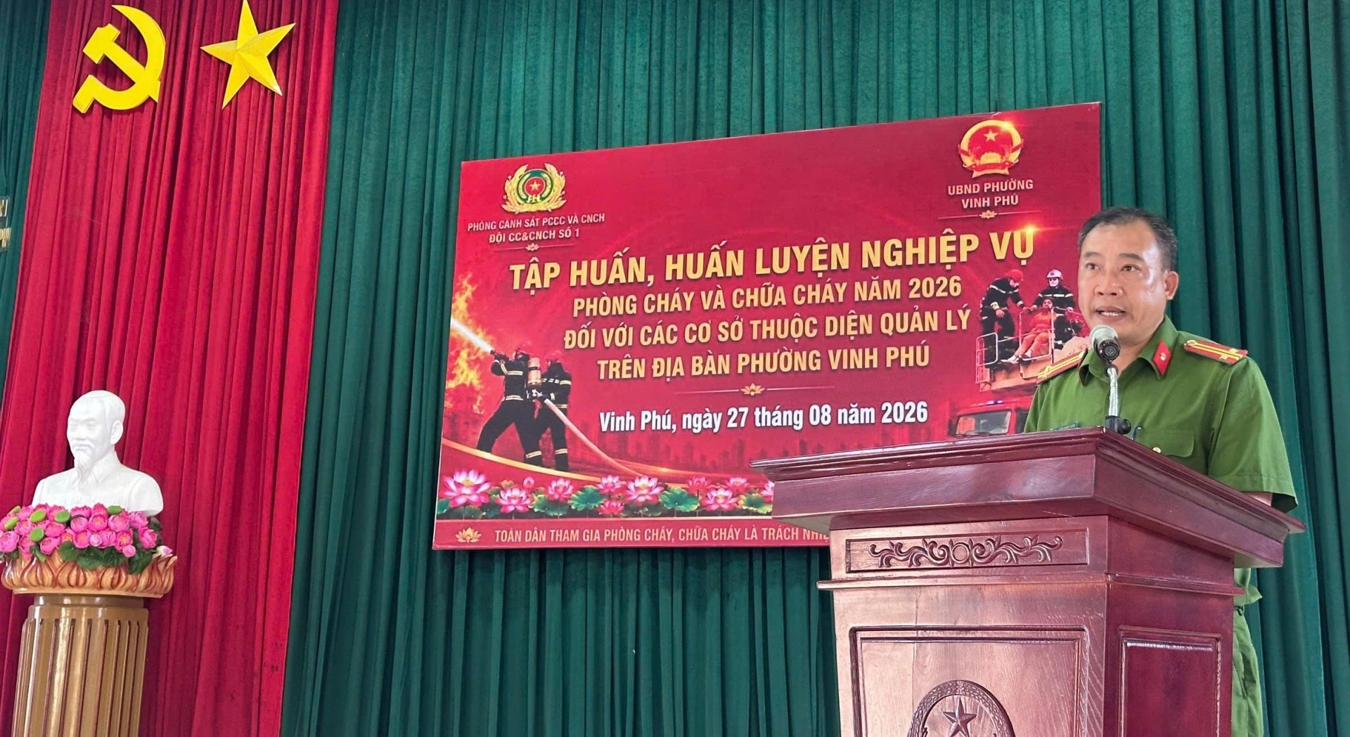 Công an phường Vinh Phú tập huấn, huấn luyện nghiệp vụ PCCC đối với cơ sở kinh doanh
