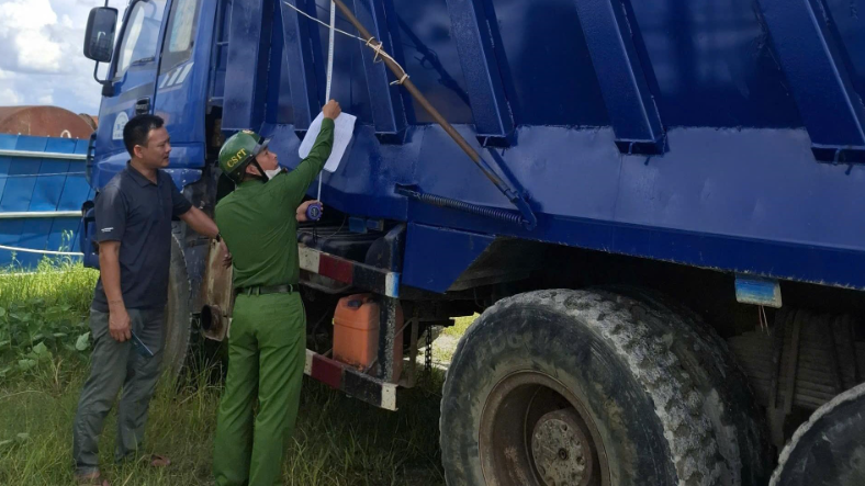 Công an phường Thành Vinh đẩy mạnh tổng rà soát phương tiện