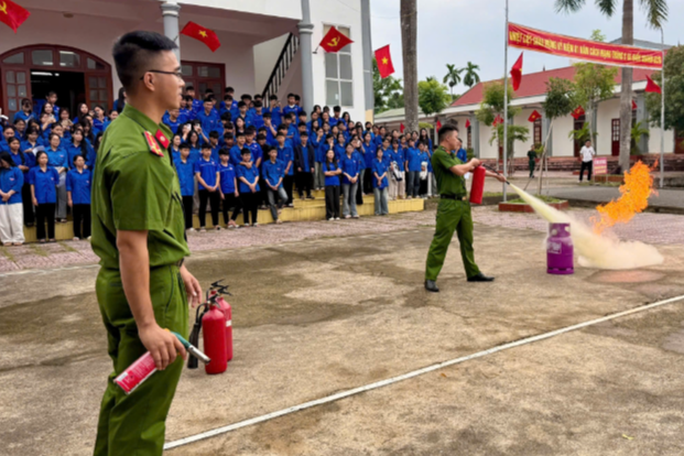 Tuyên truyền phòng cháy chữa cháy, pháp luật và an toàn không gian mạng