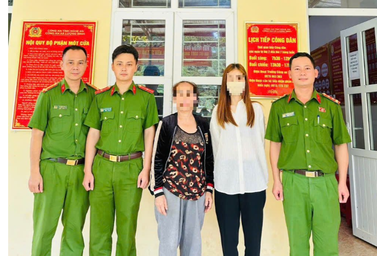 Công an xã Lượng Minh hỗ trợ cô gái bị lừa sang nước ngoài trở về đoàn tụ gia đình