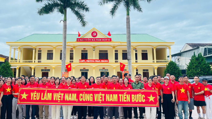 Xã Tam Hợp hưởng ứng chương trình đi bộ “Cùng Việt Nam tiến bước” năm 2026