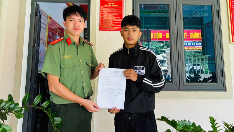 Từ nguyện vọng của người trẻ vùng biên xã na loi đến lá đơn tham gia nghĩa vụ công an nhân dân