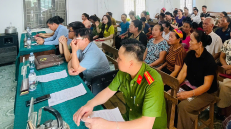 Công an xã Mậu Thạch tổ chức Diễn đàn Công an lắng nghe ý kiến Nhân dân