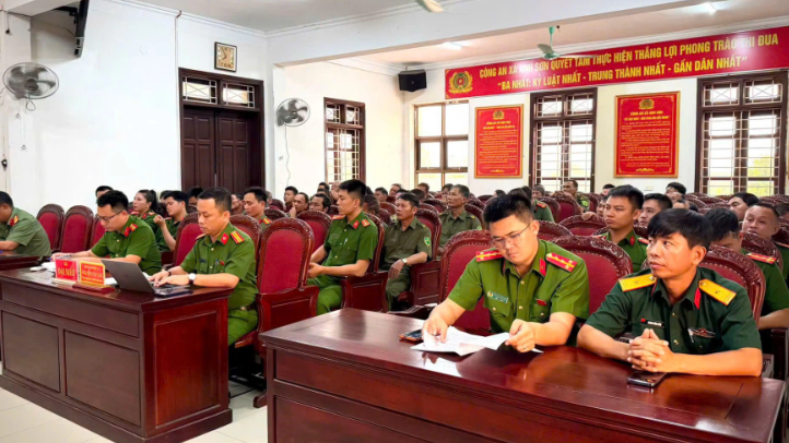 Công an xã Anh Sơn tổ chức Hội nghị triển khai phương án phân công, bố trí lực lượng bảo đảm an ninh, trật tự