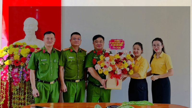 Công an xã Anh Sơn Đông tọa đàm kỷ niệm 81 năm Ngày truyền thống lực lượng Công an nhân dân