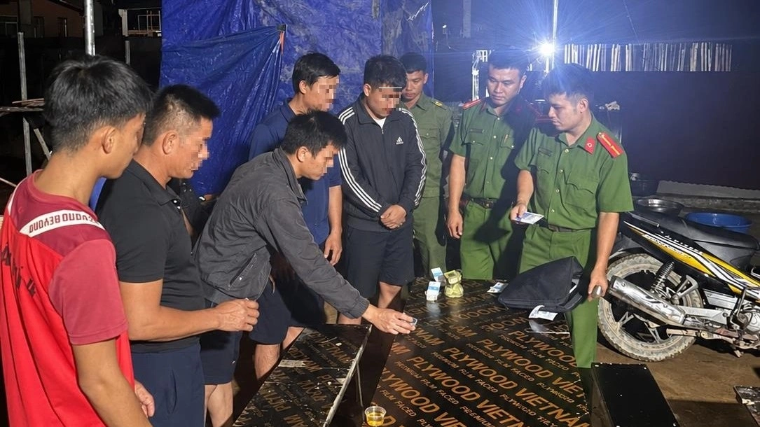 CAX Bắc Lý tổng rà soát cư trú, xét nghiệm chất ma túy đối với công nhân tại công trường