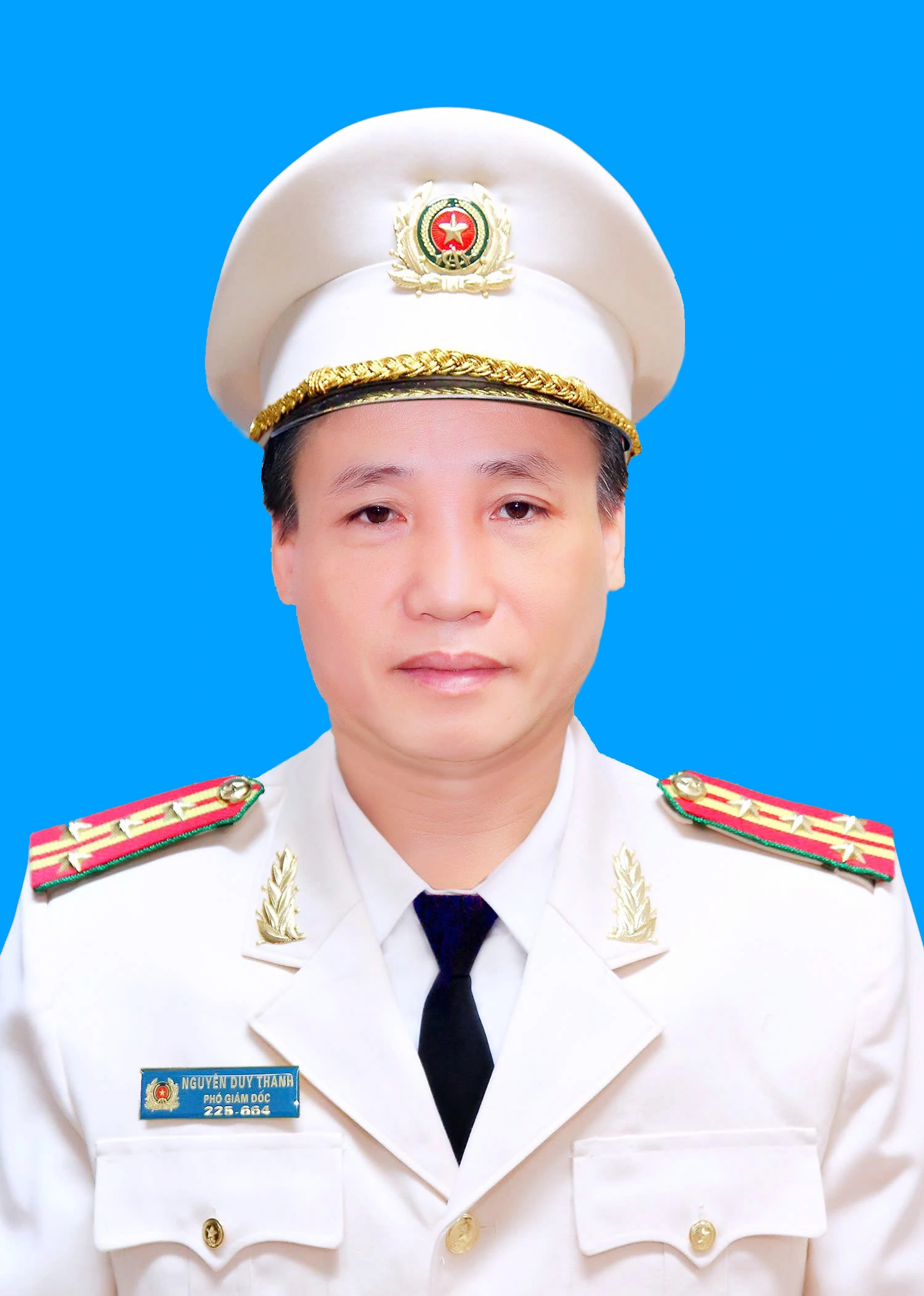 Đồng chí: Nguyễn Duy Thanh
Năm sinh: 1976
Quê quán: tỉnh Nghệ An.
Chức vụ: Phó Giám đốc Công an tỉnh Nghệ An (T7/2022 đến nay)
