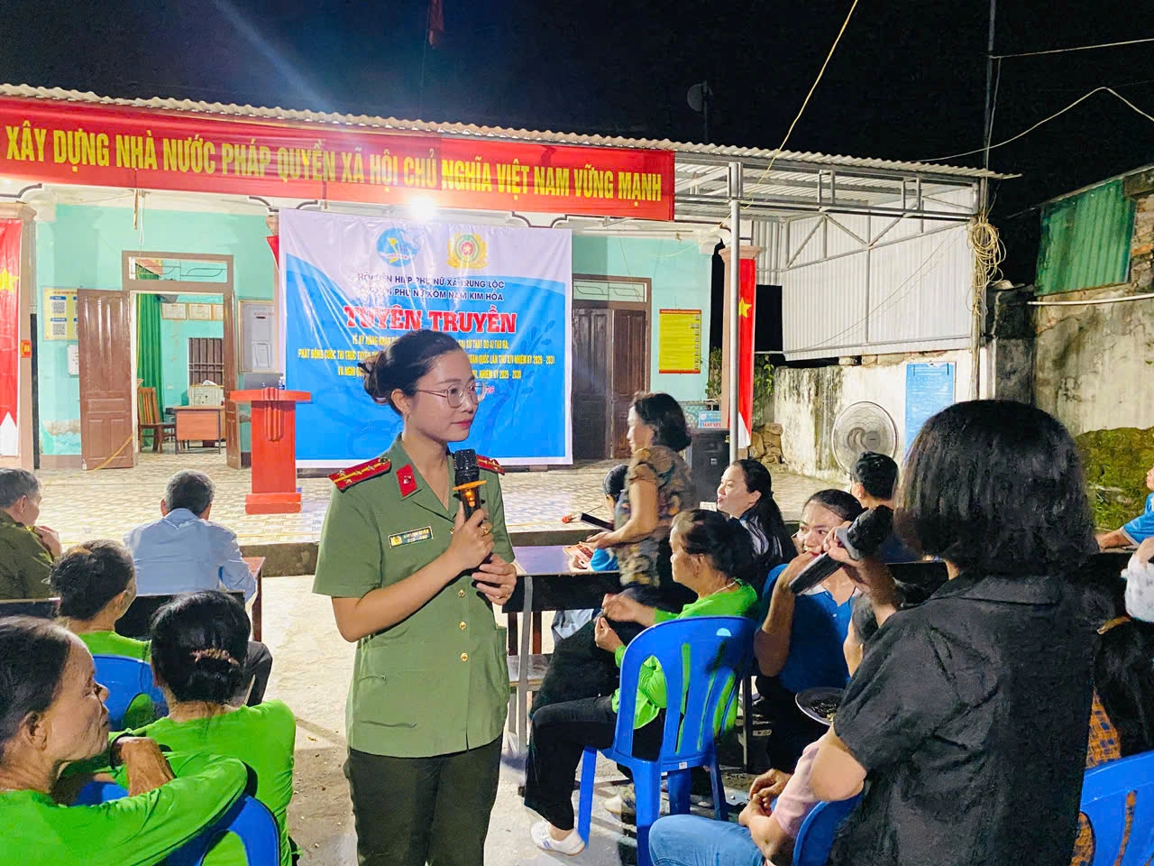 Công an xã Trung Lộc tuyên truyền Luật An ninh mạng