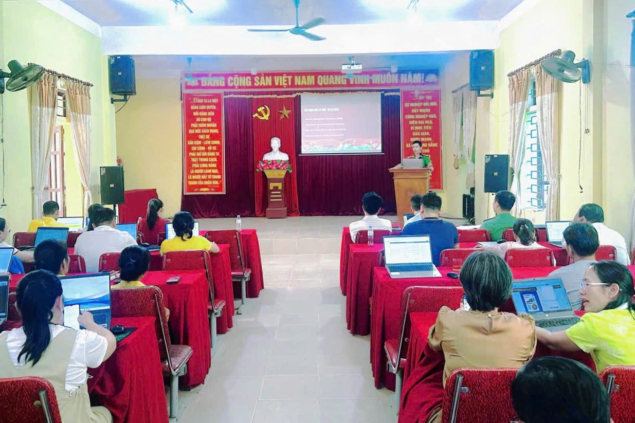 Tập huấn, tuyên truyền về chuyển đổi số, ứng dụng trí tuệ nhân tạo