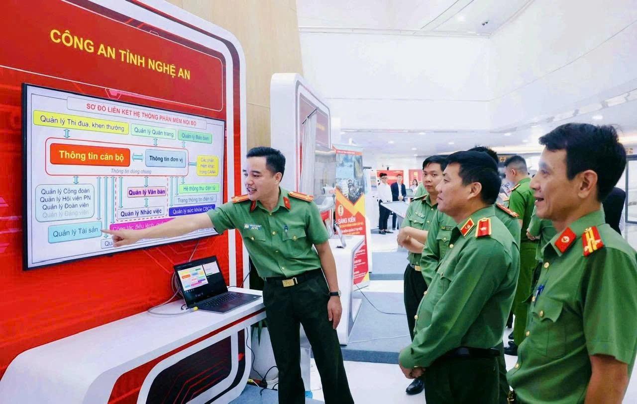 Công an Nghệ An đẩy mạnh chuyển đổi số, nâng cao hiệu quả cải cách hành chính