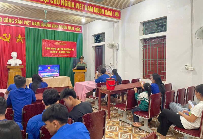 Công an xã Tân An hưởng ứng Ngày chuyển đổi số quốc gia năm 2026