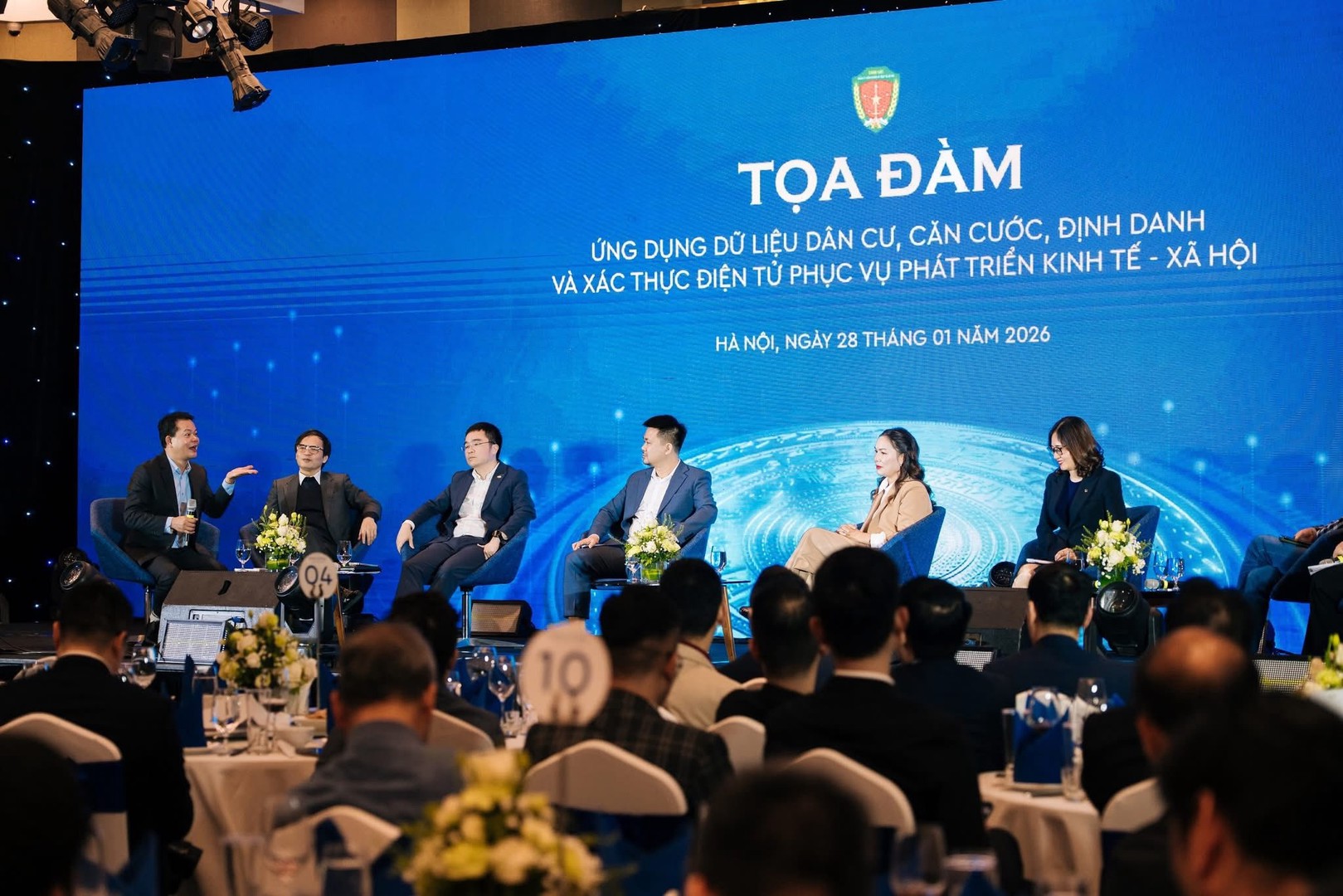 Tọa đàm ứng dụng dữ liệu dân cư, định danh điện tử