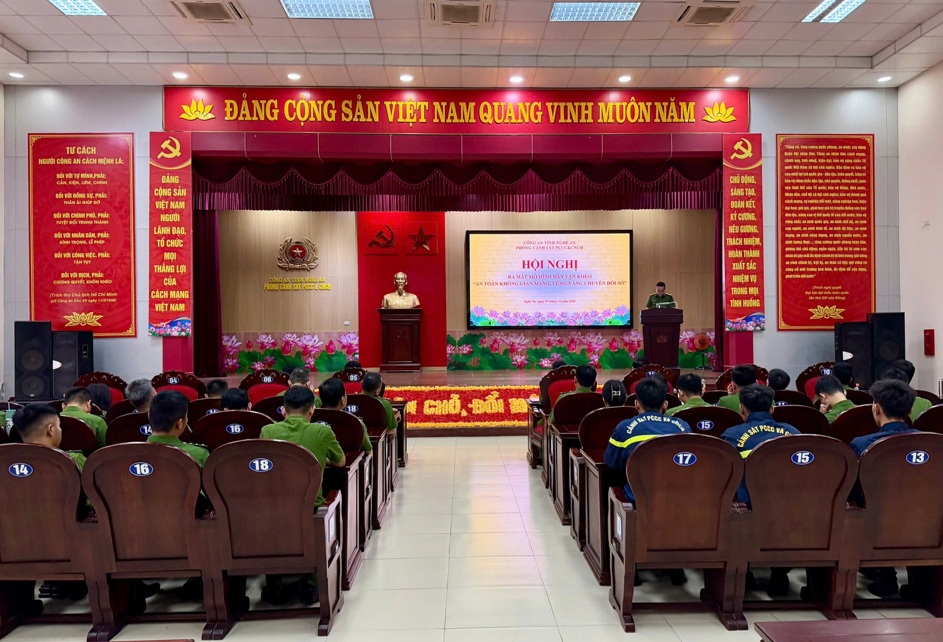 Phòng Cảnh sát PCCC&CNCH ra mắt mô hình dân vận khéo trên không gian mạng