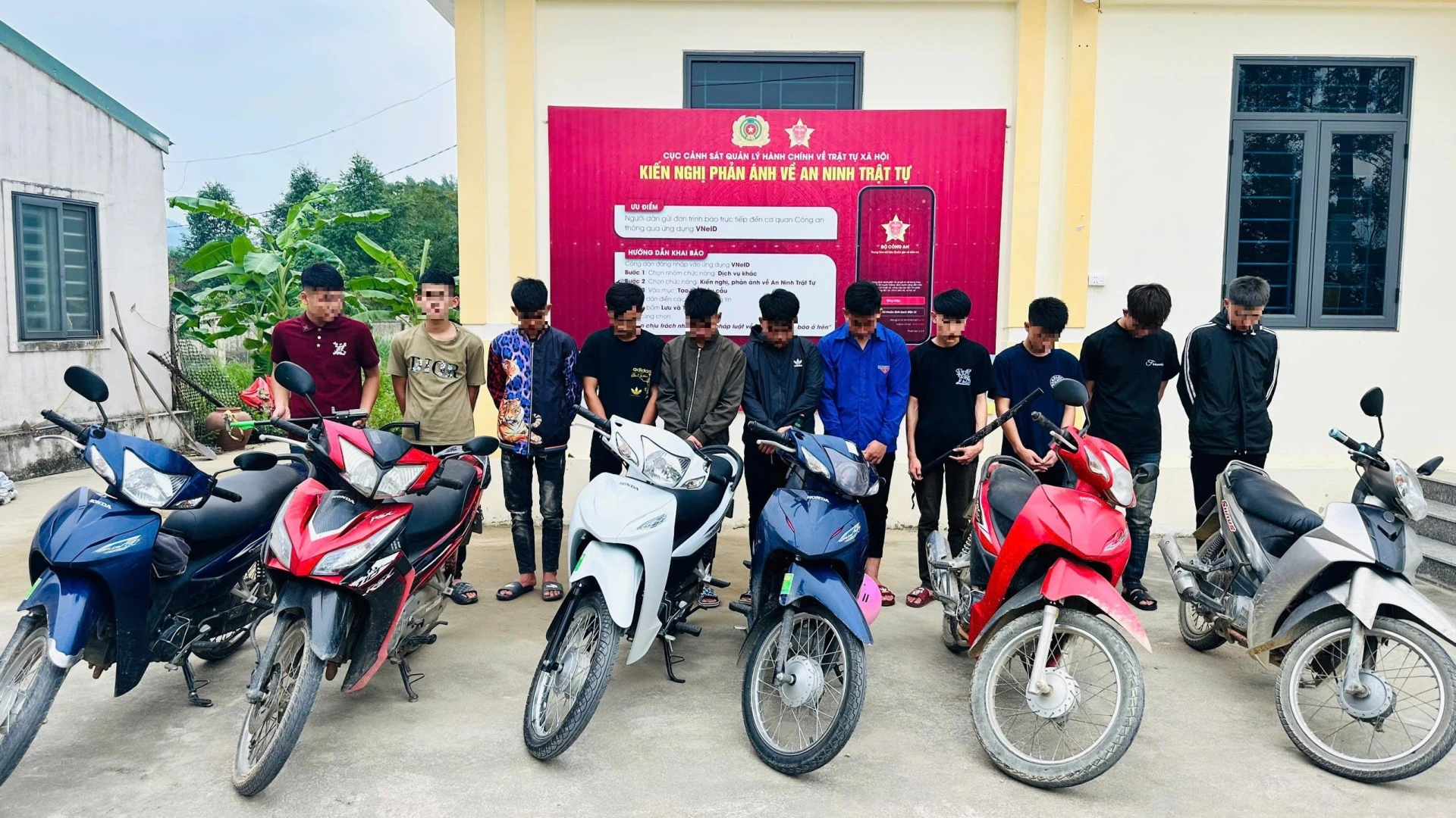 Công an 3 xã: Hạnh Lâm, Sơn Lâm và Tam Đồng phối hợp ngăn chặn nhóm thiếu niên có ý định gây rối trật tự công cộng