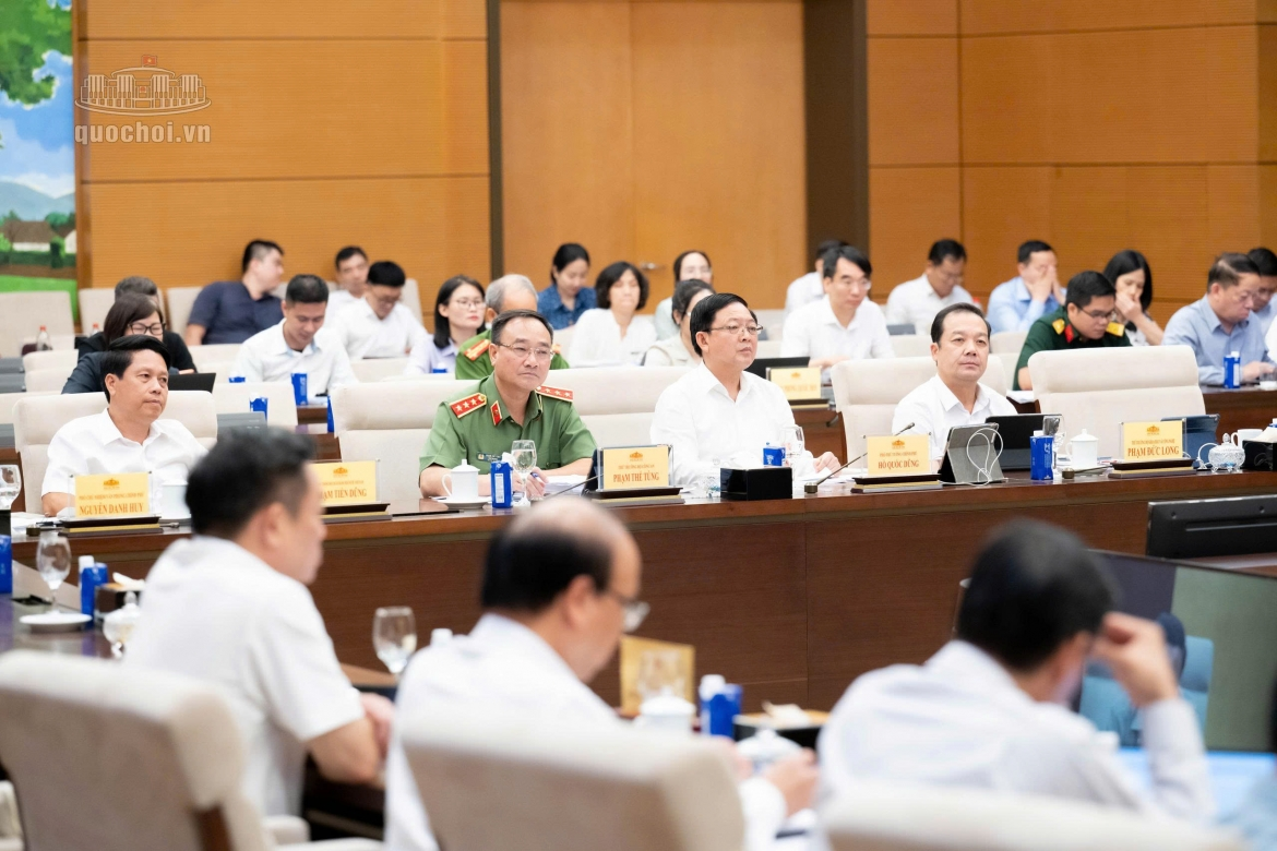 Thứ trưởng Phạm Thế Tùng dự Hội nghị UBTVQH cho ý kiến về dự thảo Luật Định danh và xác thực điện tử.