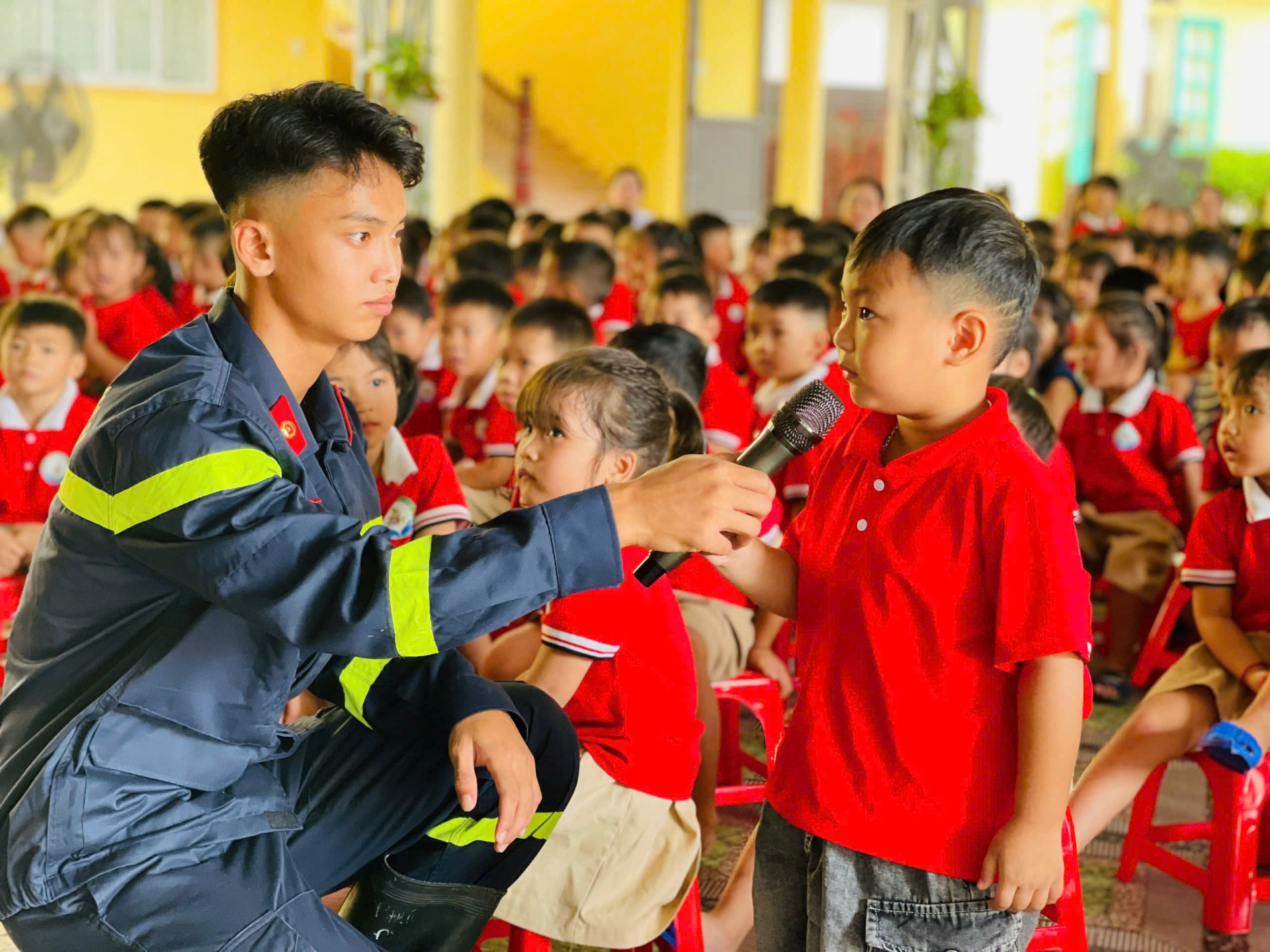 Trang bị kỹ năng phòng cháy, chữa cháy và cứu nạn, cứu hộ cho trẻ mầm non